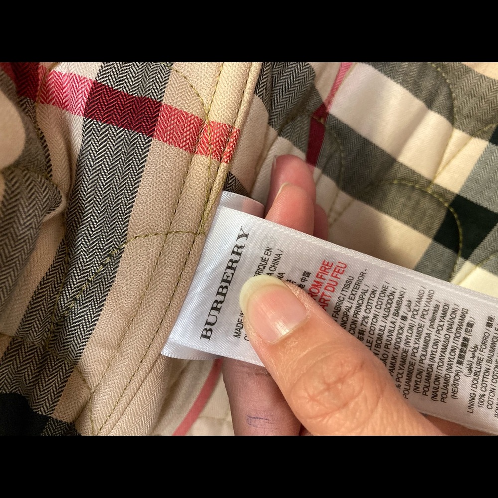 ๐ฏ Authentic Burberry Kids jacket - Picture 9 of 10